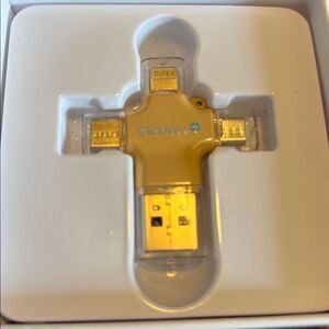 PRO USB 3.0 MFi-Certified Photo and Video Saver for iPhone/Android/iPad/Mac